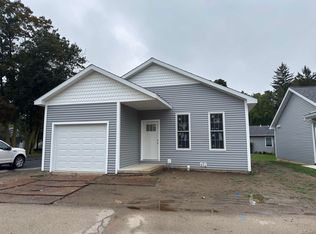 965A W Maumee St, Adrian, MI 49221