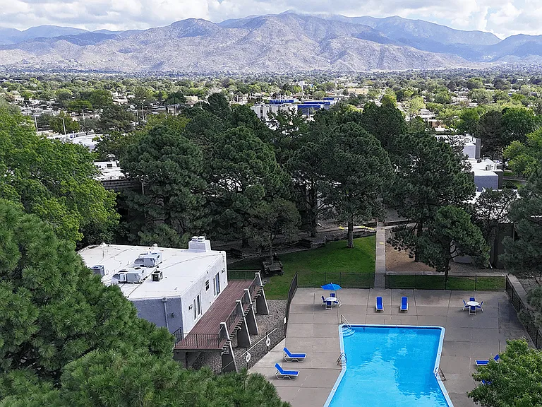 Convenient Albuquerque Location