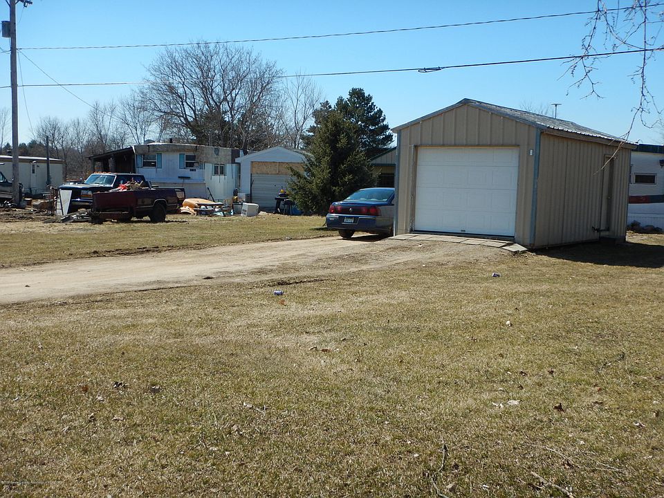 1st image of 13076 Keefer Hwy #&-13086