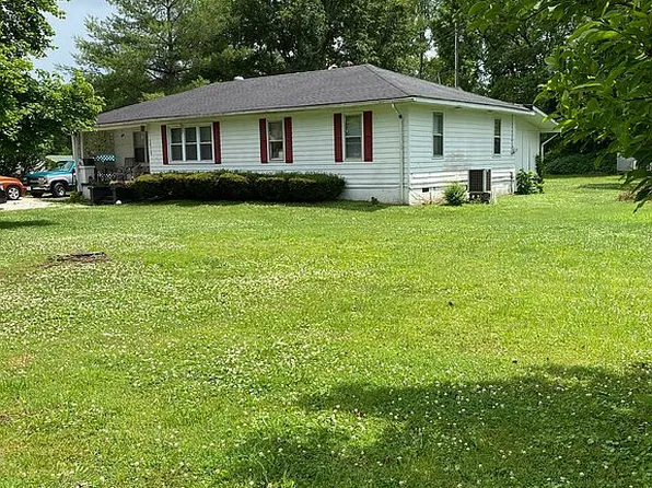 5829 Main St, Clay City, KY 40312