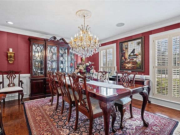 5th image of 1517 Ridgeland Rd E