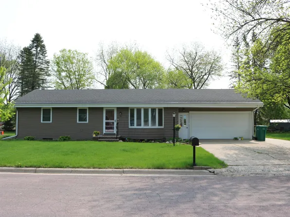 513 S 7th St, Le Sueur, MN 56058