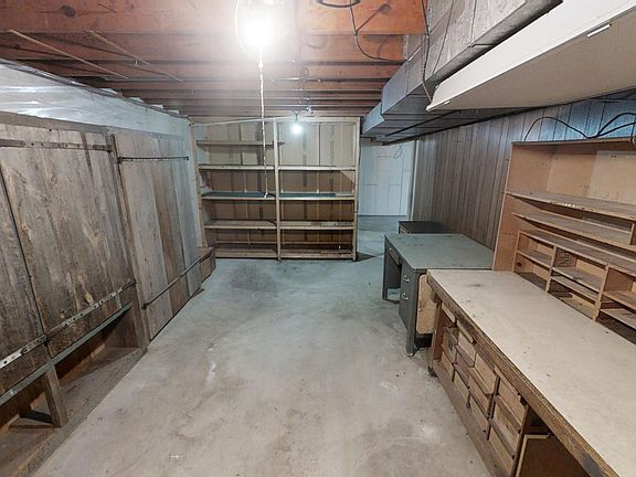 4th image of 6307 Teresa Ln