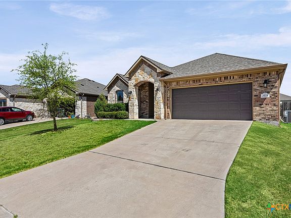 2nd image of 804 Rivington Dr