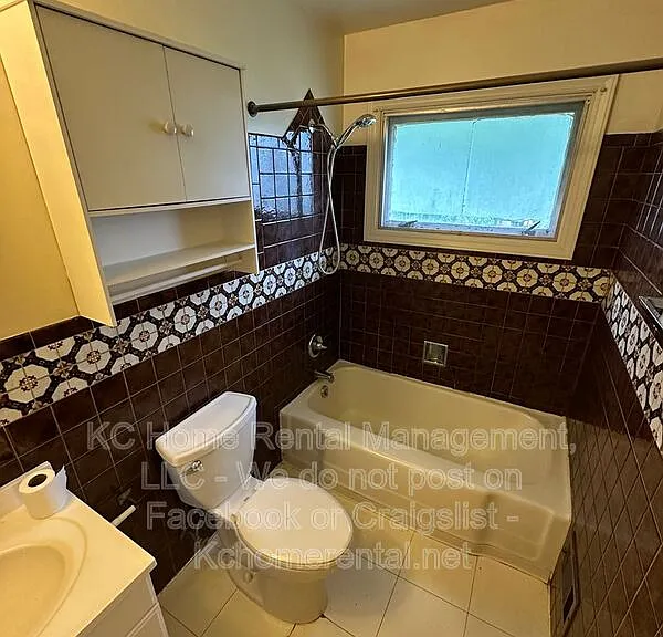 6103 N Garfield Ave — Photo 16