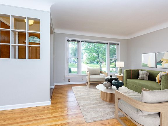 5th image of 1016 Lawndale Dr