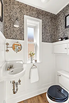 Bathroom, photo 2