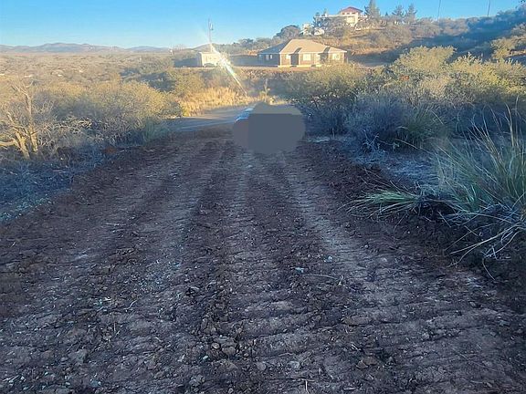4th image of Xx Bonita Ave