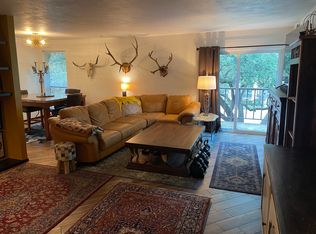 6020 Birchbrook Dr APT 212, Dallas, TX 75206