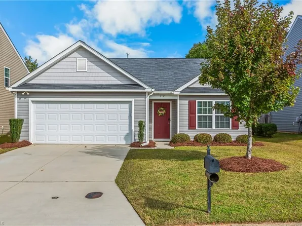 5059 Mount Hope Dr, Winston Salem, NC 27107