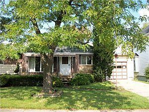 3rd image of 17 Linwood Ave