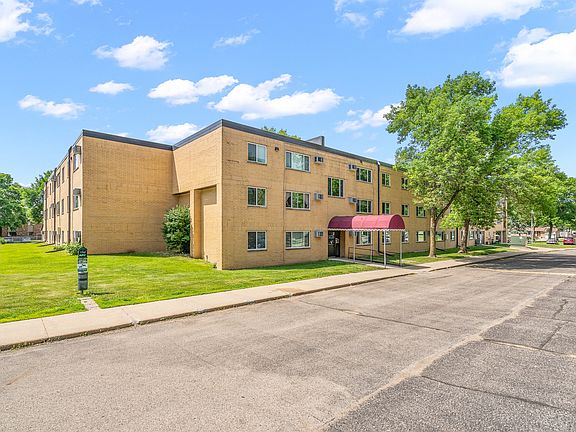 3rd image of 1415 Prairie Ave SW #824019