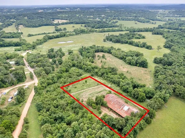 S Pleasant Valley Rd, Gentry, AR 72734