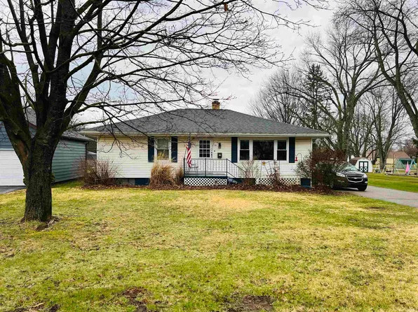 904 Georgia St, Walkerton, IN 46574