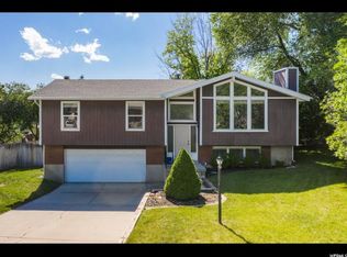 9124 S Daybreak Cir, Sandy, UT 84093