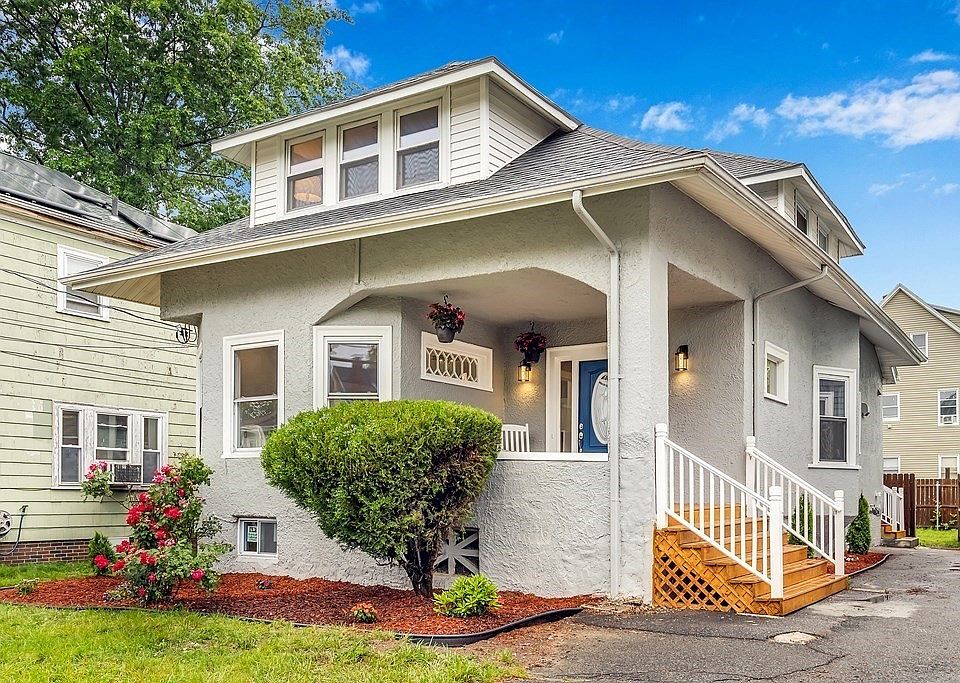 185 Gallatin St, Providence, RI 02907 Zillow