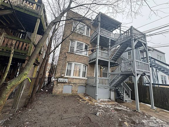 5th image of 7751 S Peoria St