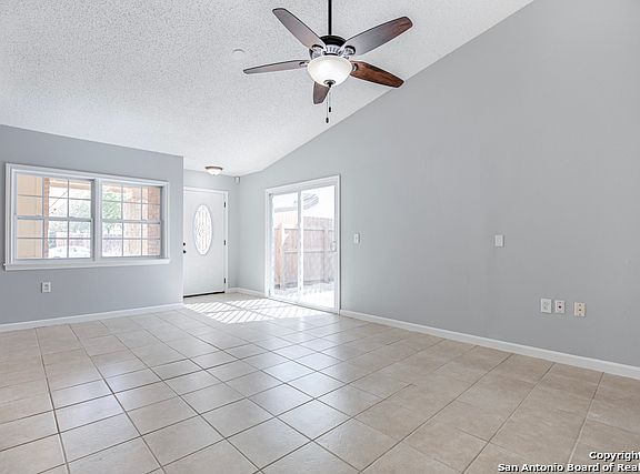 4th image of 9618 Ivy Bend St