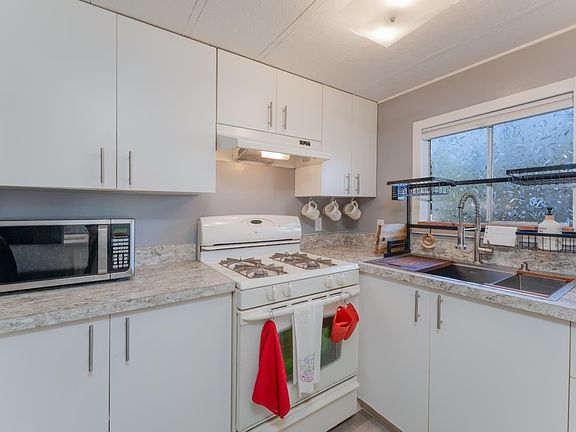 4th image of 700 E Gobbi Street #136