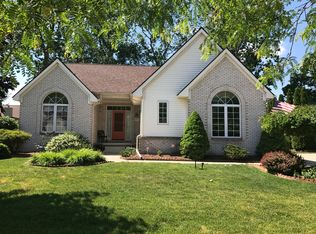 47063 Ruthan Dr, Van Buren Township, MI 48111