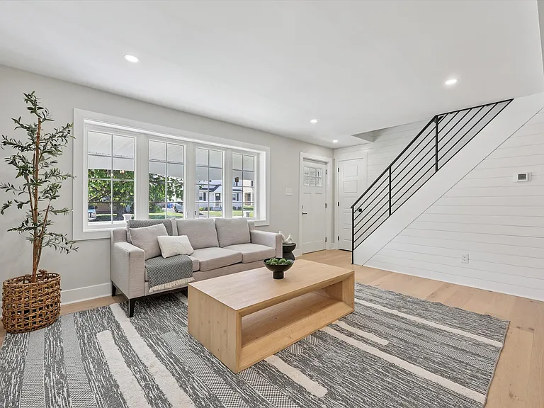 3 Wilmer Ave — Photo 4