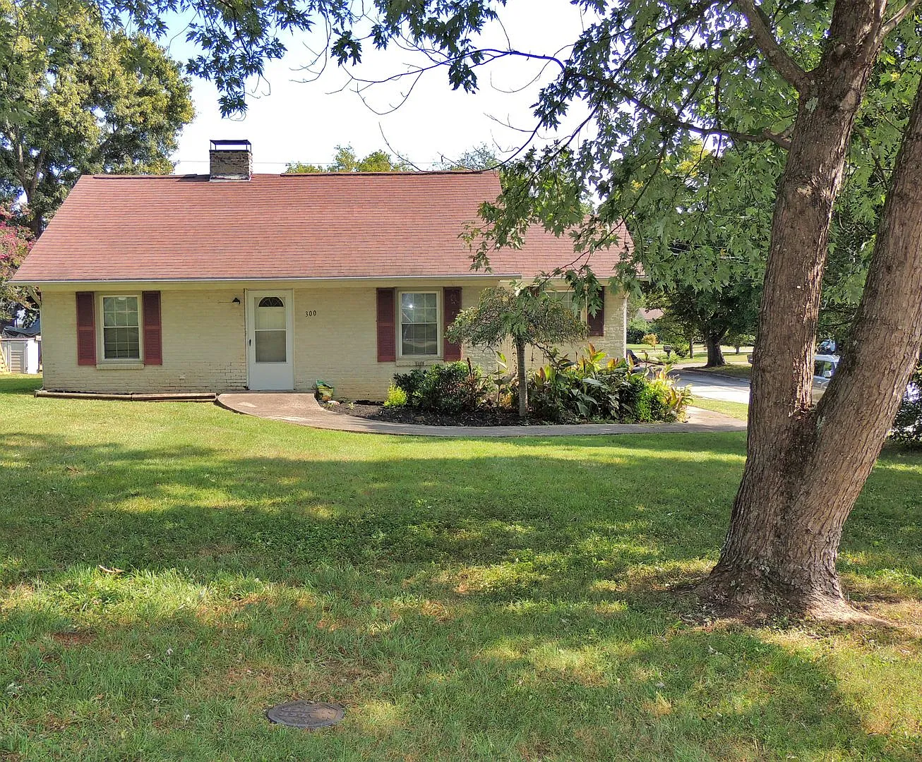 Coming Soon! Available Now Beautiful 3 Bedroom In Alcoa! — Photo 1