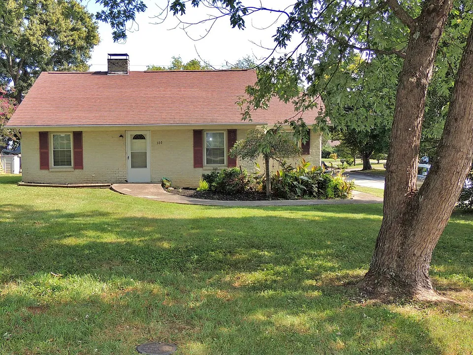 300 Rose Ave