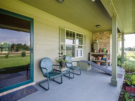 5th image of 134 SE County Road 3085