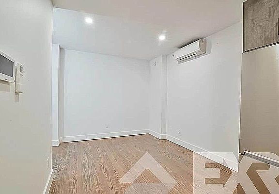 3rd image of 1365 Nostrand Ave #6E