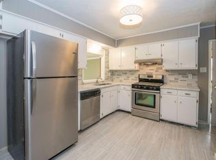 1165 Boxwood Dr, Lexington, KY 40511