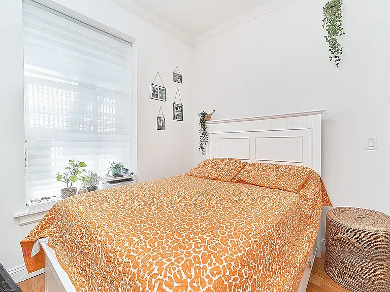 325 E 83rd St #1BB — Photo 7