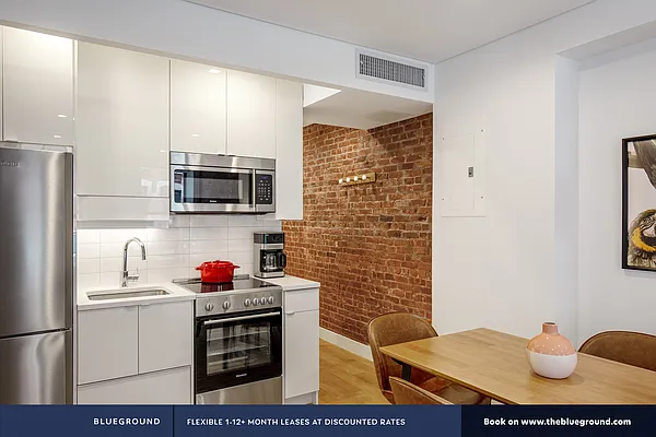 Rented by The Blueground | media 26