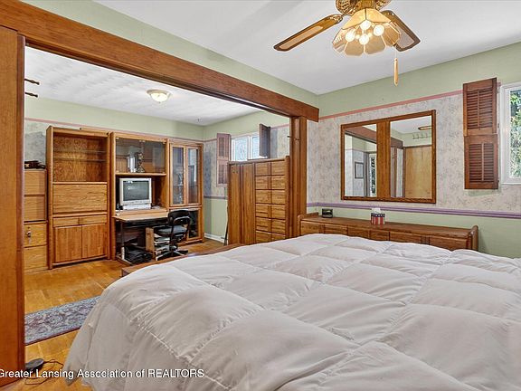 5th image of 4029 N Pine Dell Dr