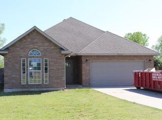 20384 SE 29th St, Harrah, OK 73045