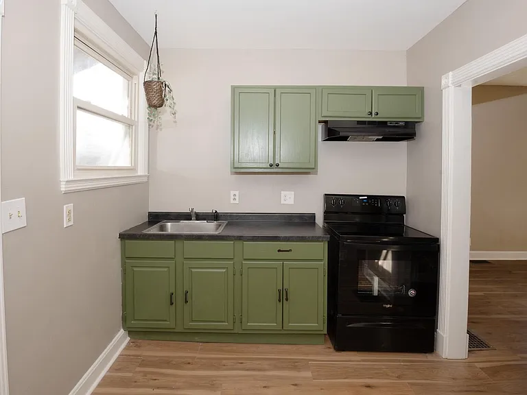 1775 Williams Ave #2 — Photo 12