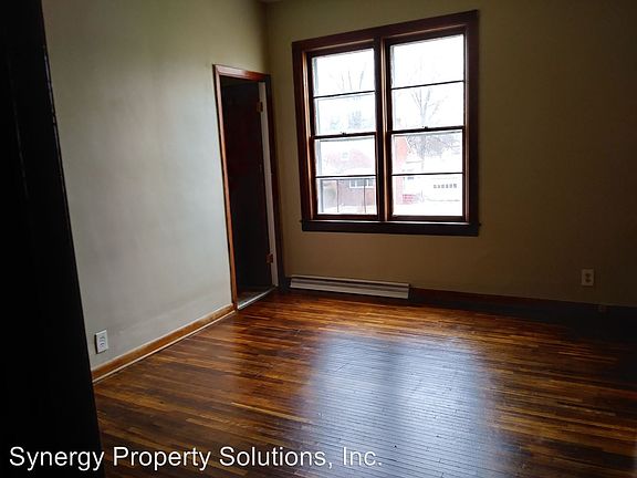 4th image of 385 2nd Ave