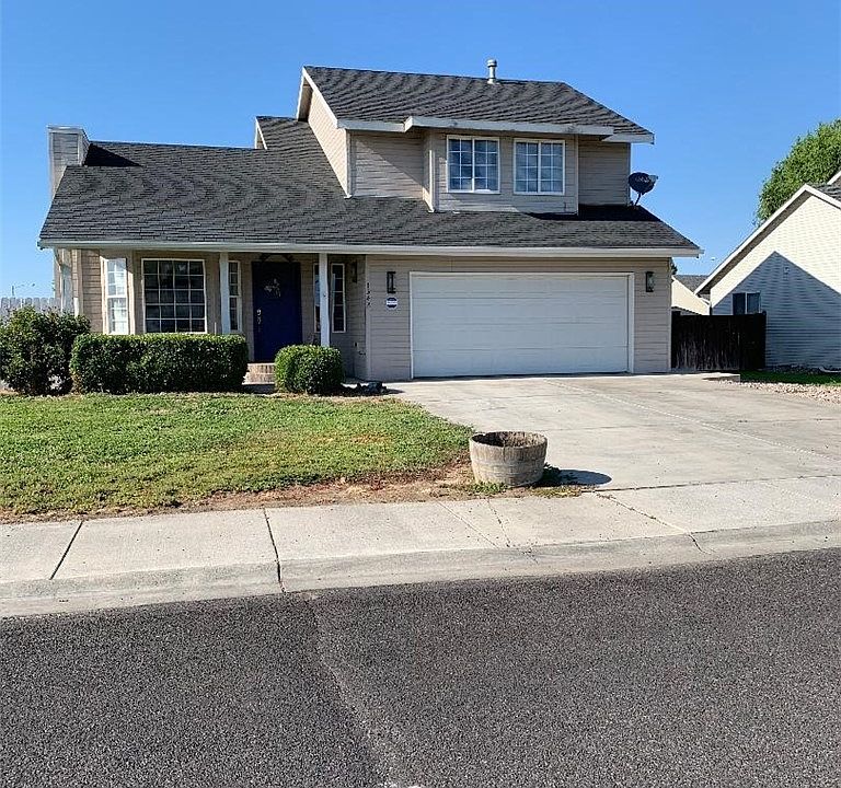 1st image of 1342 E Oasis Cir