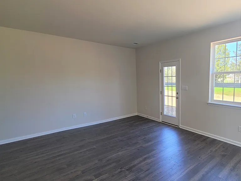 874 Peaceful Ln — Photo 9
