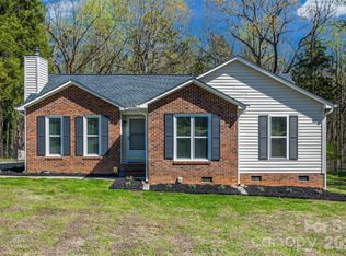 2016 Forest Creek Dr, Rock Hill, SC 29730