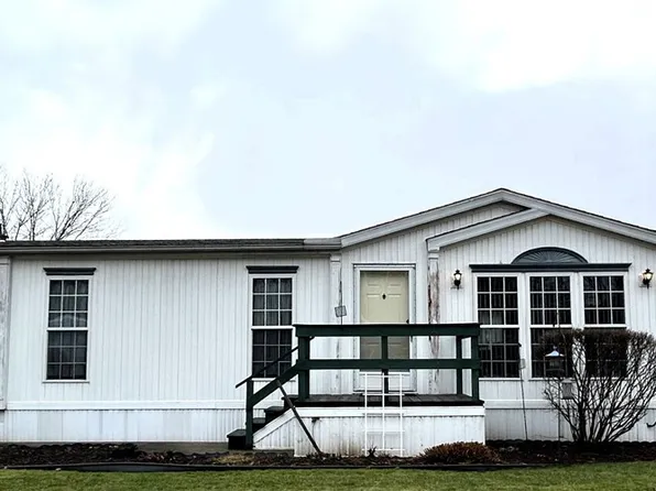 7273 Trillium Ct, Ravenna, OH 44266