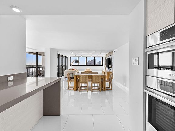 5th image of 400 N Flagler Drive #1206