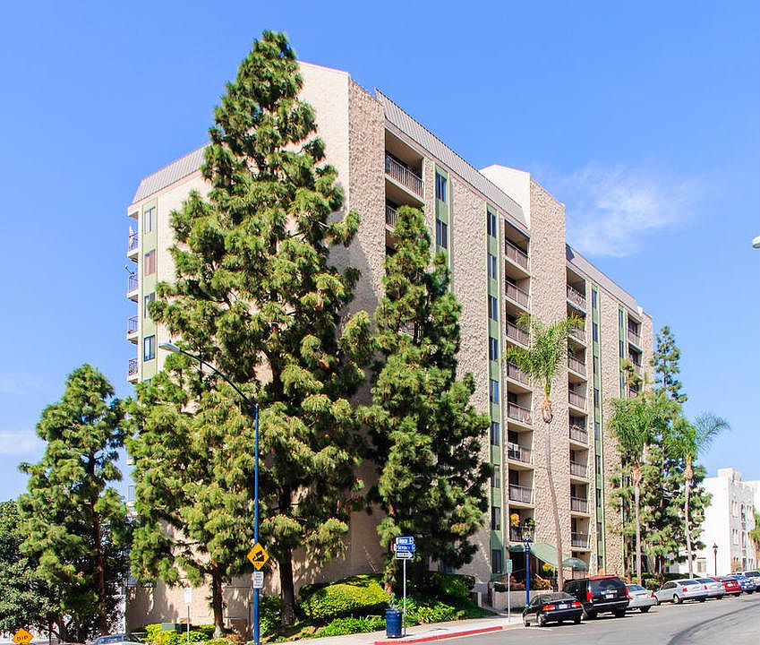 1st image of 1514 7th Ave Unit 202