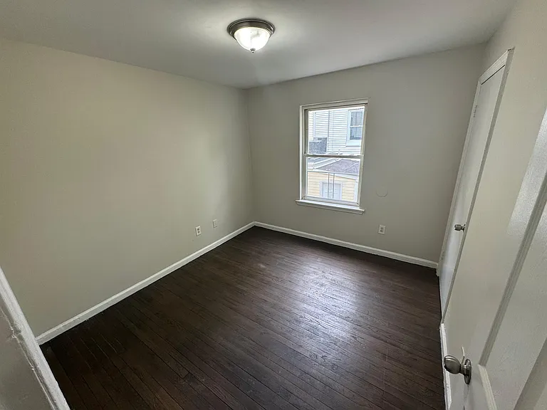 740 S 15th St #1F — Photo 9