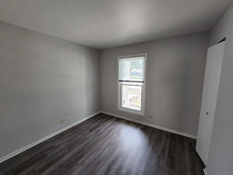 3235 Blaine Ct E — Photo 4