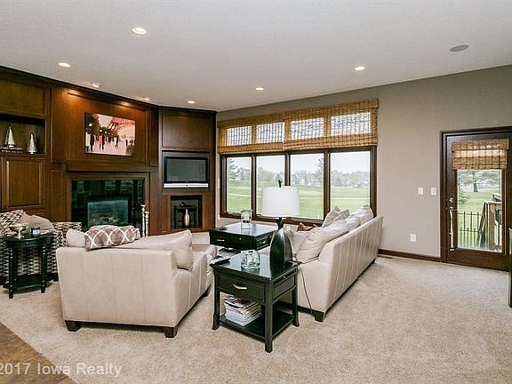 2nd image of 5342 Glen Oaks Way