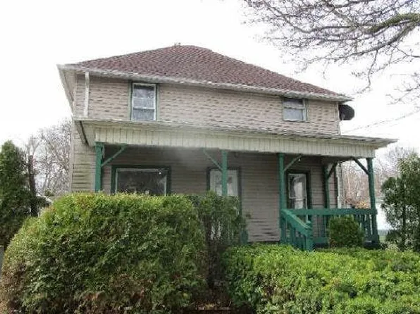 125 W Beecher St, Adrian, MI 49221