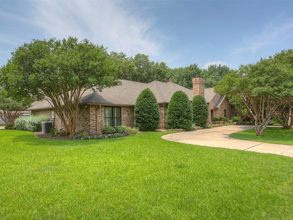 1st image of 6701 Ashbrook Dr