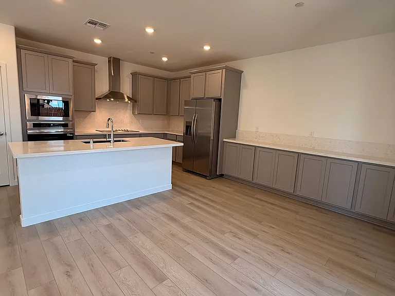 7437 Emmy Way — Photo 6