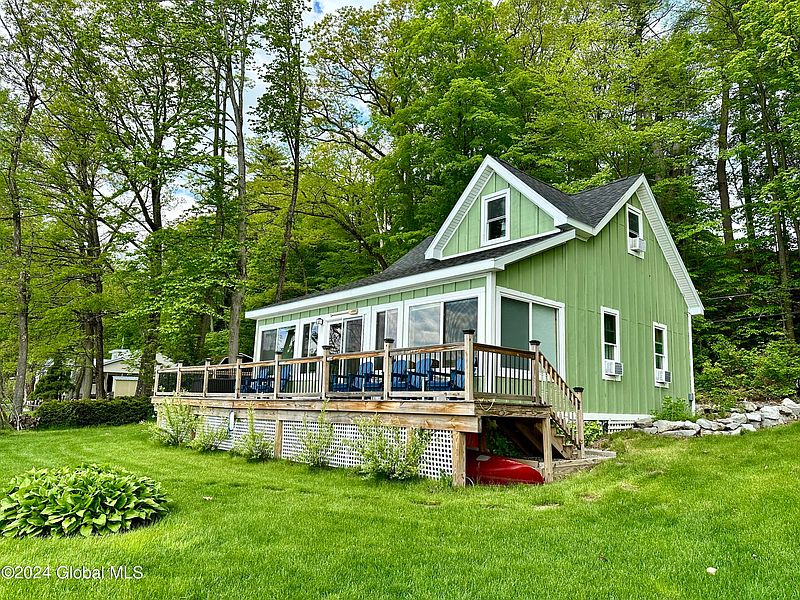 3rd image of 77 Terrace Drive