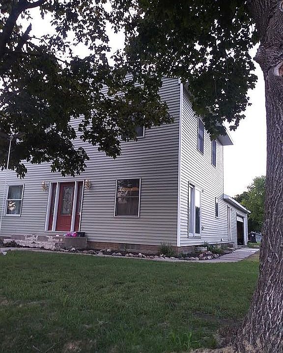 1st image of 1021 Weston Ave